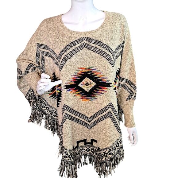 Kamana Aztec Design Fringed Sleeved Poncho One Size - Picture 2 of 8